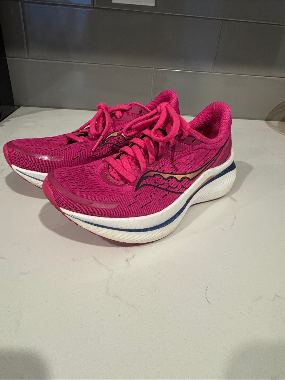 Saucony endorphin Women's Pink Running Shoes